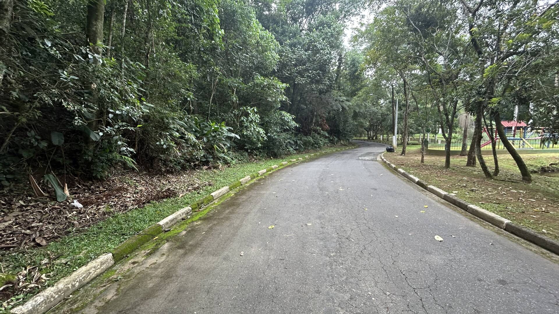 #21078 - Terreno em condomínio para Venda em Arujá - SP