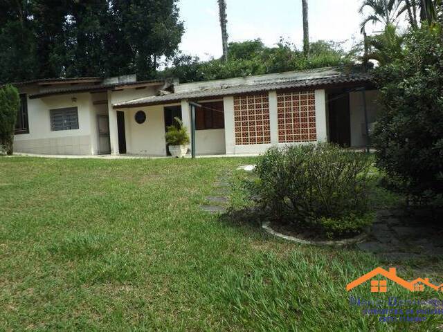 #19899 - Casa em condomínio para Venda em Arujá - SP