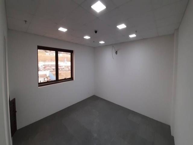 Sala para Venda em Arujá - 5