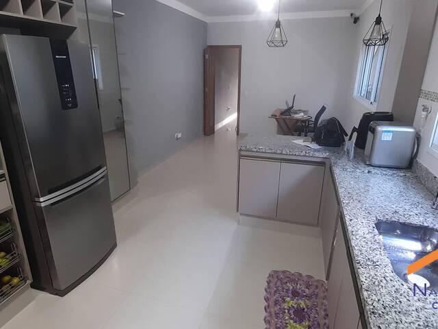 Casa para Locação em Arujá - 5