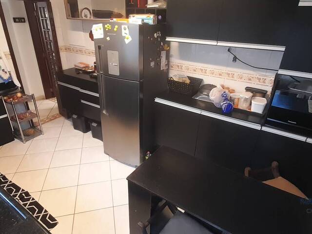 Venda em Condominio Arujazinho IV - Arujá