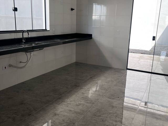 Venda em Parque Residencial Scaffid II - Itaquaquecetuba