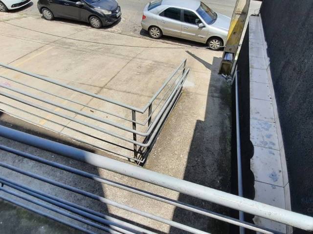 Salão Comercial para Venda em Arujá - 4