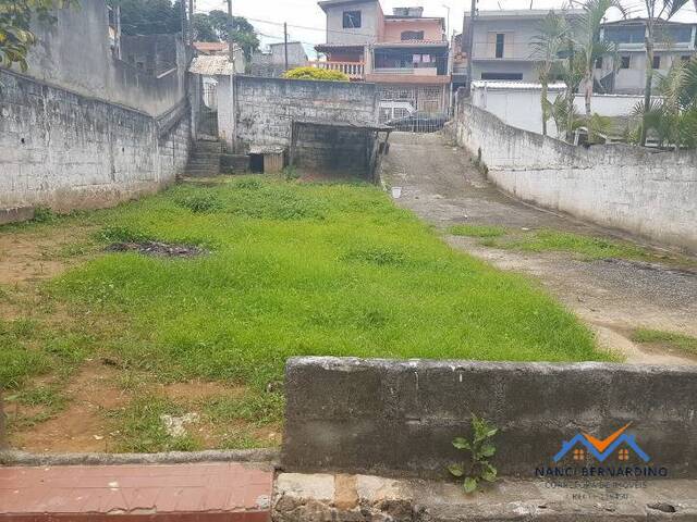 Terreno para Venda em Arujá - 4
